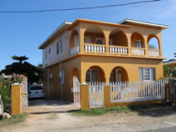 Treasure Beach, Jamaica accommodations. Brytan Villa